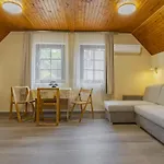 Semesterbostad Leslie By Interhome Siófok