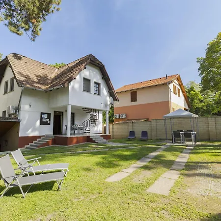 Σπίτι διακοπών Leslie By Interhome