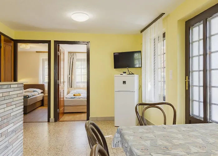 Leslie By Interhome * Siófok