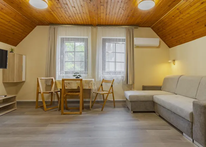 Dom wakacyjny Leslie By Interhome Siófok