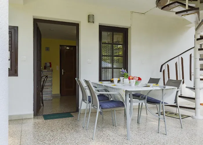 Dom wakacyjny Leslie By Interhome *