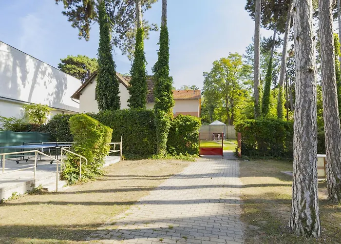 Leslie By Interhome * Siófok