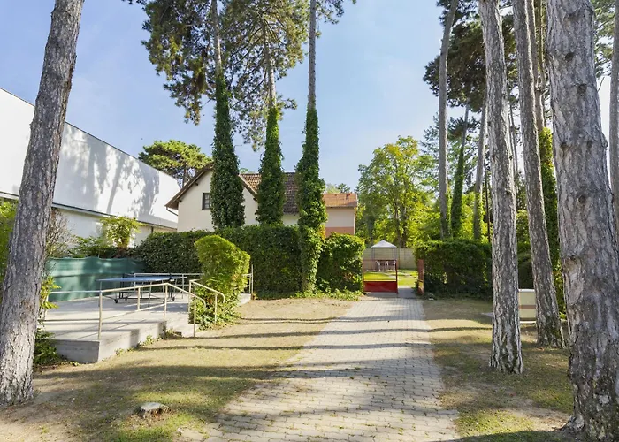 Leslie By Interhome Dom wakacyjny