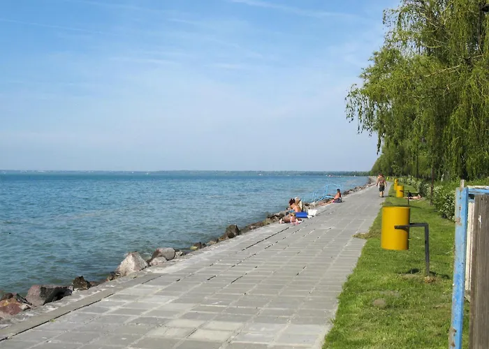 Leslie By Interhome Дом отдыха Шиофок